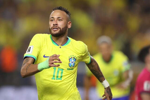 Neymar's double against Bolivia now puts him ahead of Pele in the all-time scoring list for Brazil. (Credit: Twitter)