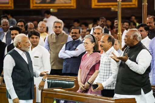 parliament session, women's reservation bill, sonia ganhdi, lok sabha, pm modi lok sabha, women's quota, women's reservation, sc st women reservation, parliament special session