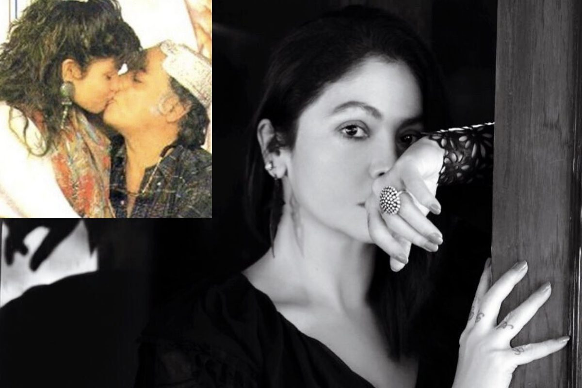 Pooja Bhatt and Mahesh Bhatt's kiss had sparked controversy in the '90s.