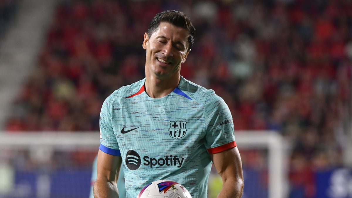 La Liga: Robert Lewandowski Scores Late Penalty in Barcelona's 2-1 Win At Osasuna