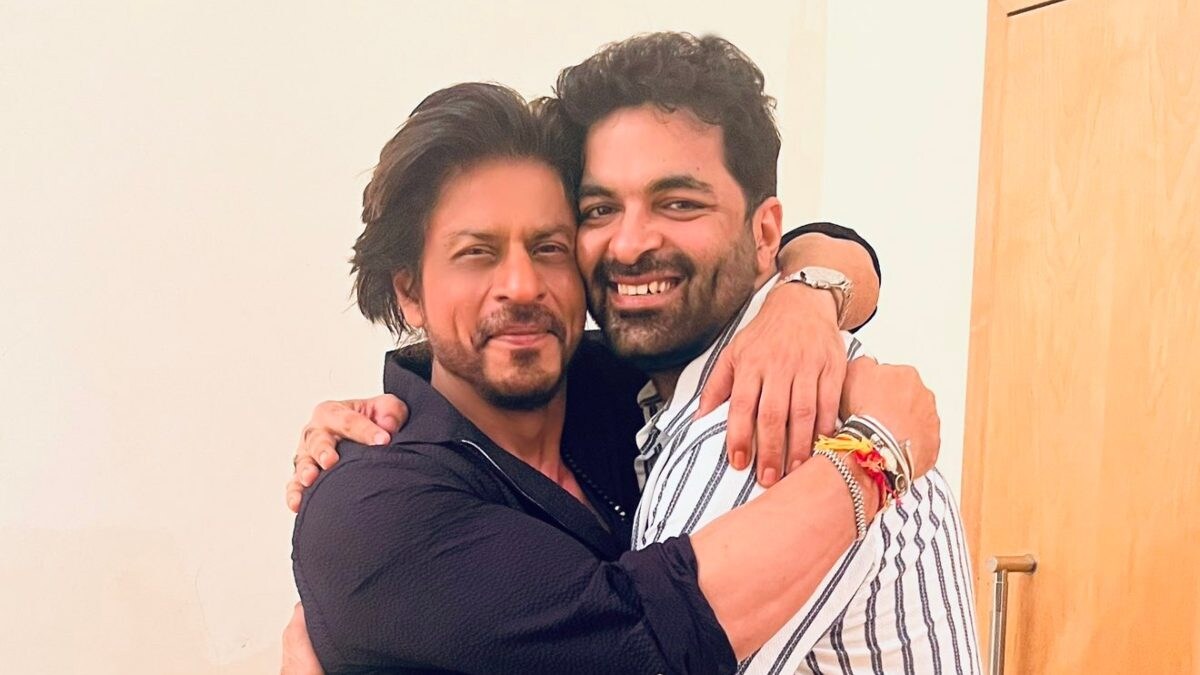 Jawan: Shah Rukh Khan Gives A Shoutout To Writer Sumit Arora, Says 'You Have Been A Pillar...' - Vimarsana News