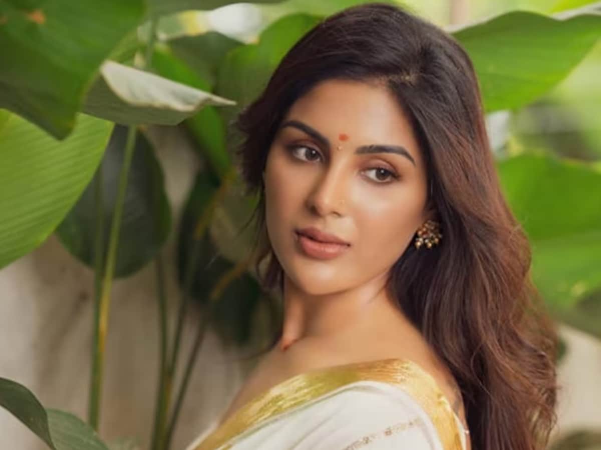 South Actress Hot Wallpapers High Resolution