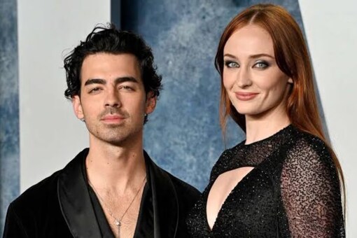 Joe Jonas and Sophie Turner announced separation after 4 years of marriage.