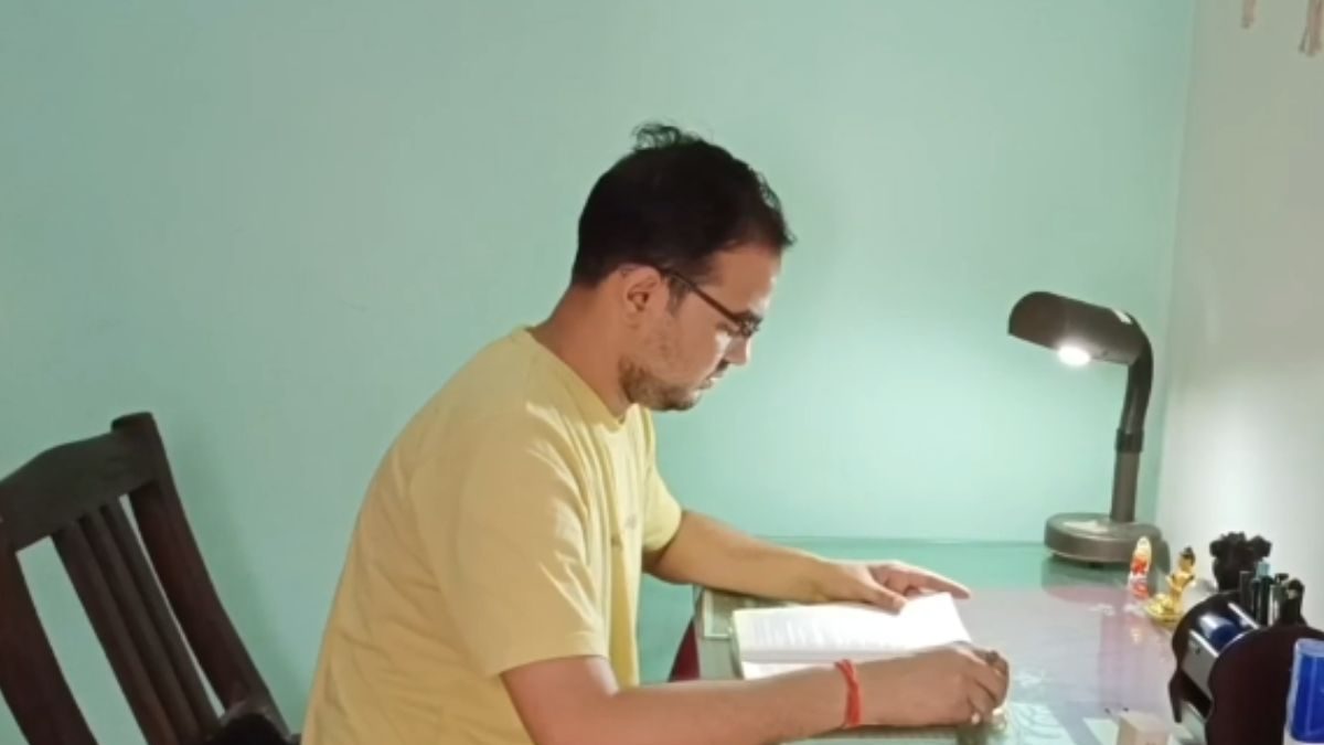 UPPCS PCS(J) 2022: Raebareli's Shivam Yadav Secures 127th Rank On First Attempt - Vimarsana News