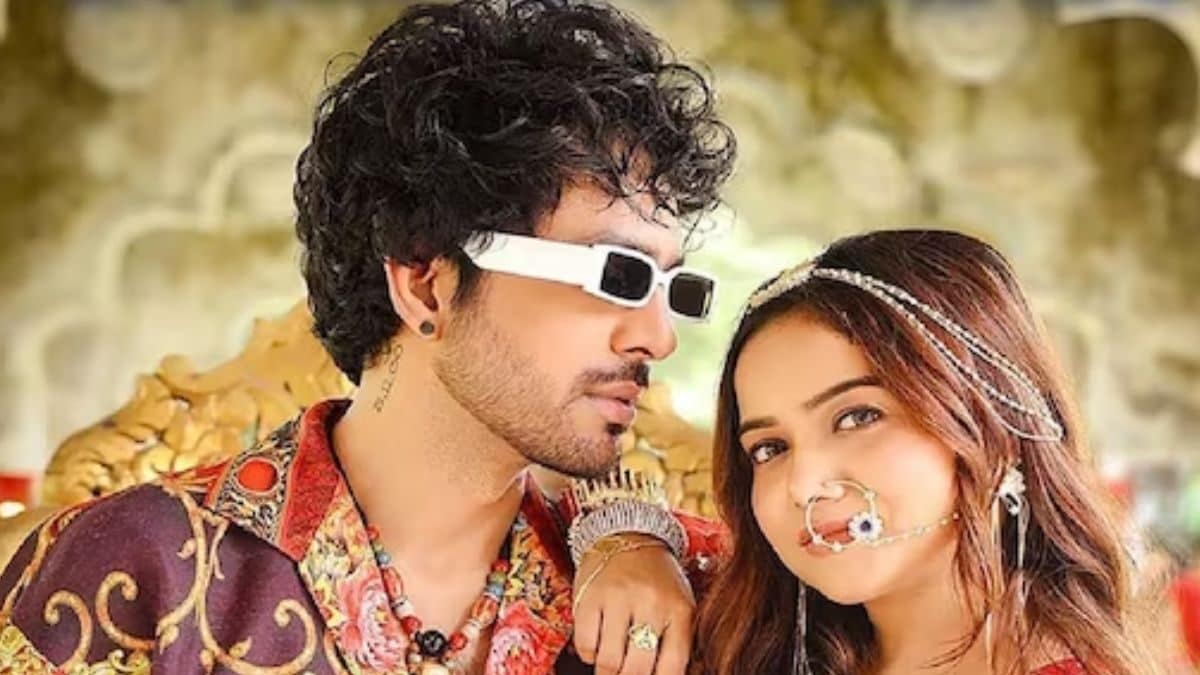 Tony Kakkar's New Song Jamna Paar Featuring Manisha Rani Out; Watch Here