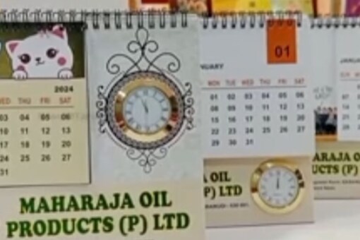 In Tamil Nadu's Sivakasi, New Calendars Now Have Clocks On Them - News18
