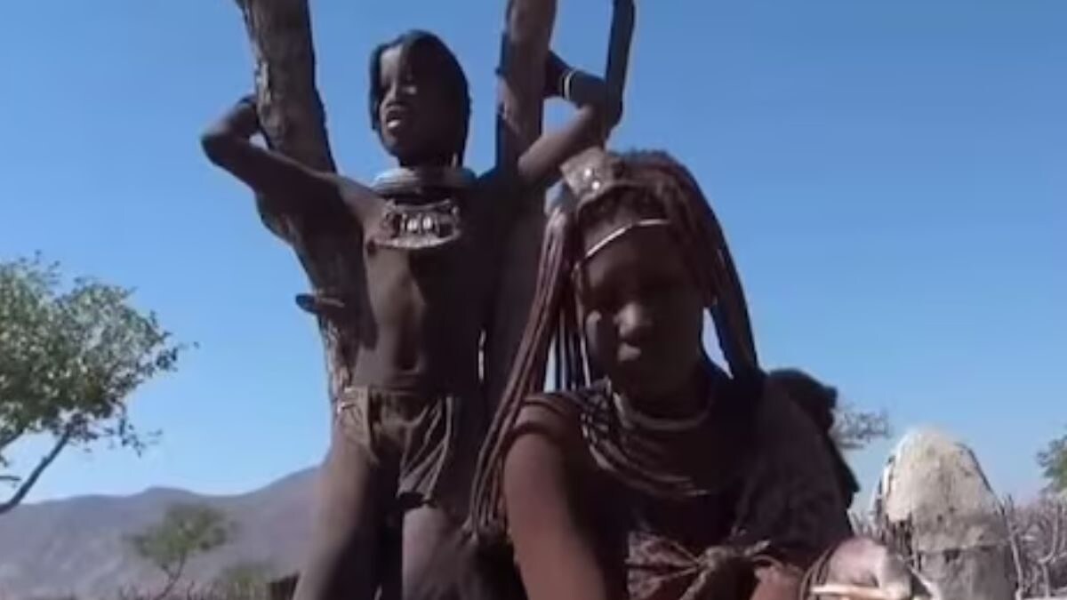 This Namibian Tribe's Unusual Bathing And Sex Traditions Will Shock You - Vimarsana News