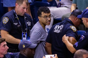 Environmental activist disrupts French Open semi-final