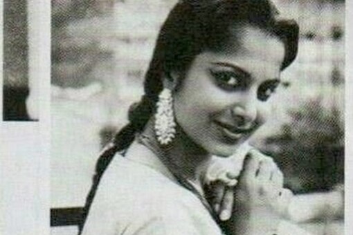 Waheeda Rehman Recalls Furious Director Threatened Her After She Refused To Wear Revealing