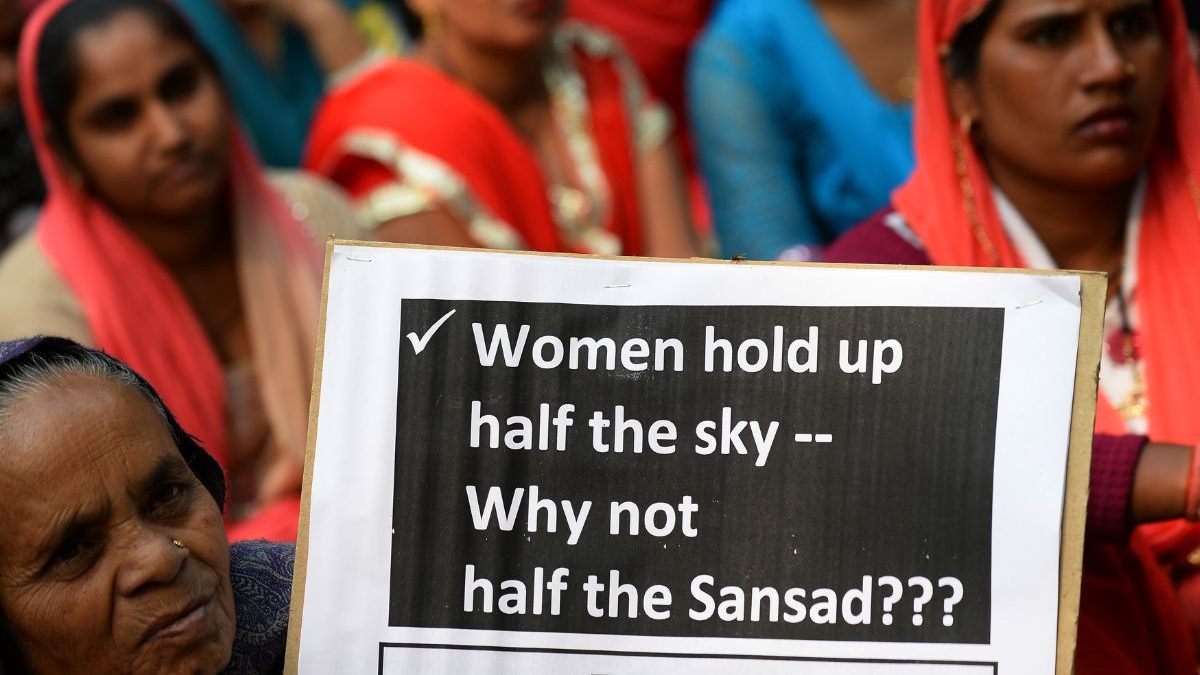 NUMBERSPEAK | No Room for Women in This 'House': Lok Sabha Has 15% Female MPs, Assemblies No Better - Vimarsana News