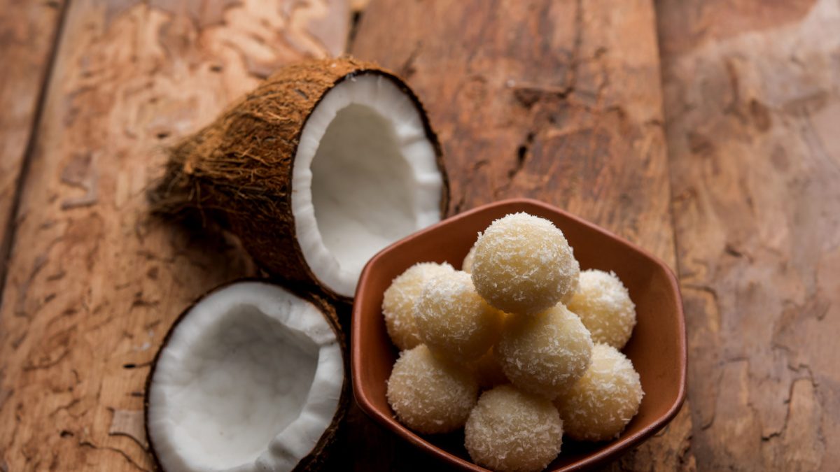 World Coconut Day 2023: 5 Recipes to Make Your Day Extra Special! - Vimarsana News