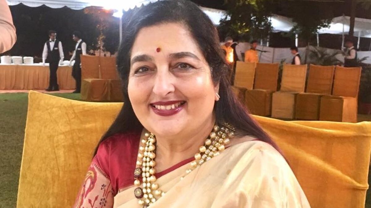 Anuradha Paudwal Birthday: 10 Evergreen Melodies That Touch the Soul - Vimarsana News