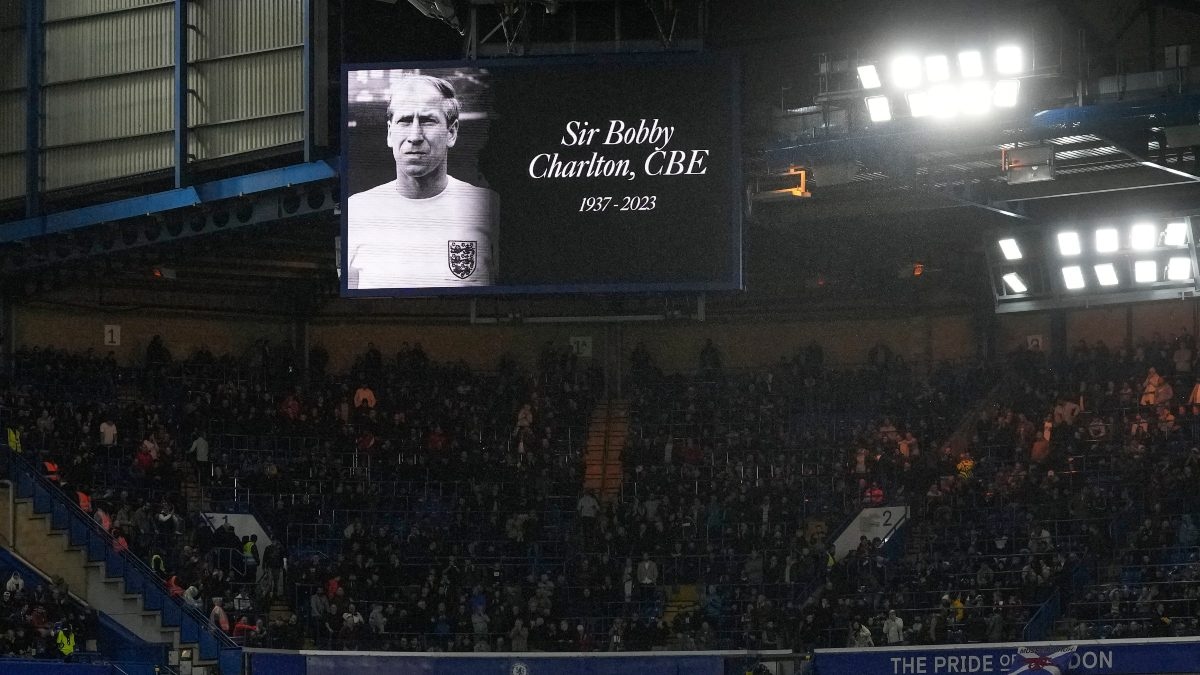 Manchester City Investigating Offensive Chants Mocking Sir Bobby Charlton