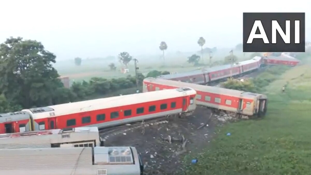 'Loud Noise, People Fell on Me': Ordeal of Injured After Buxar Mishap Killed 4 | Check Helpline Nos - Vimarsana News