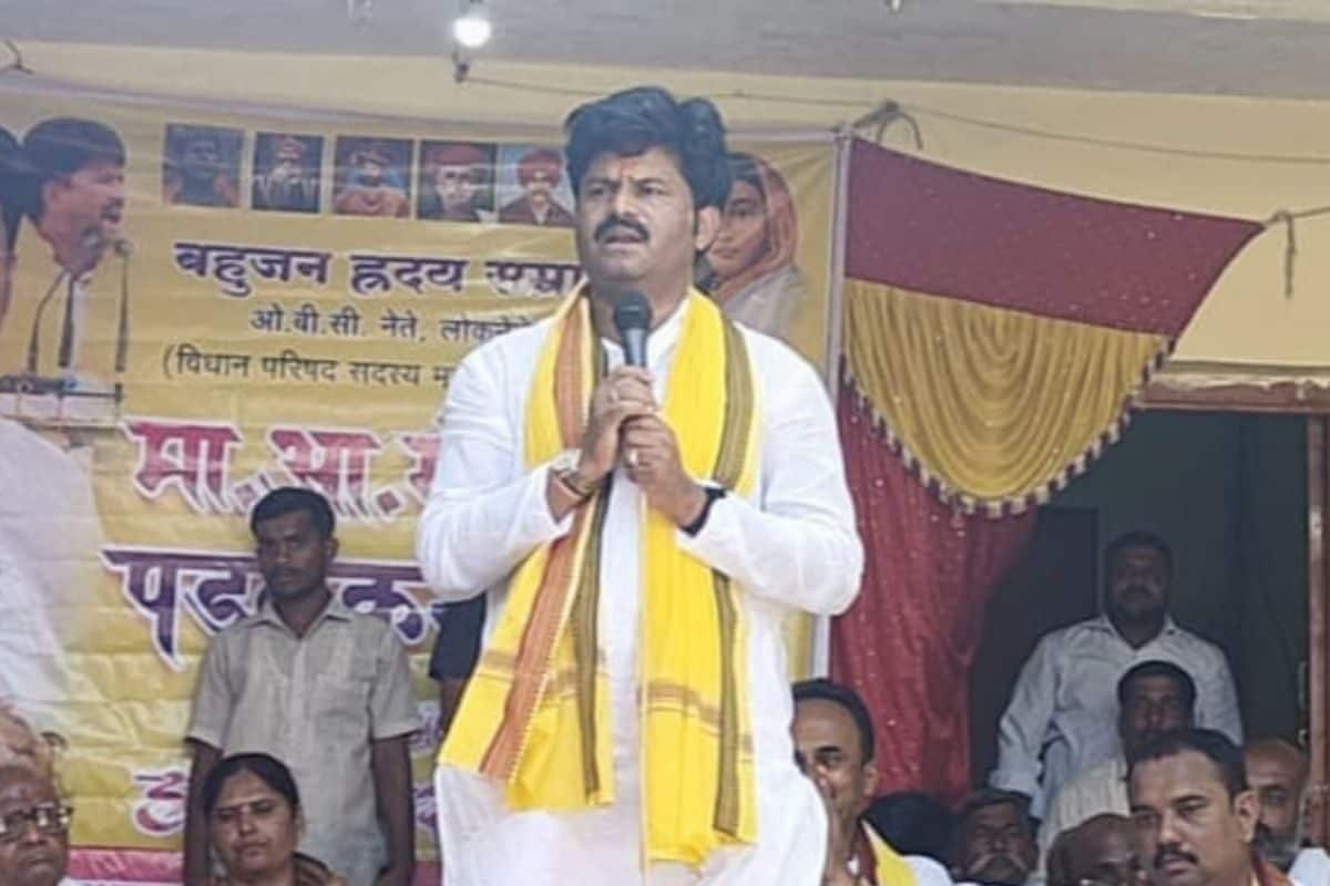 OBCs Should Maintain Peace: BJP MLC Padalkar After Sloganeering, Shoe-Throwing Incident at Indapur