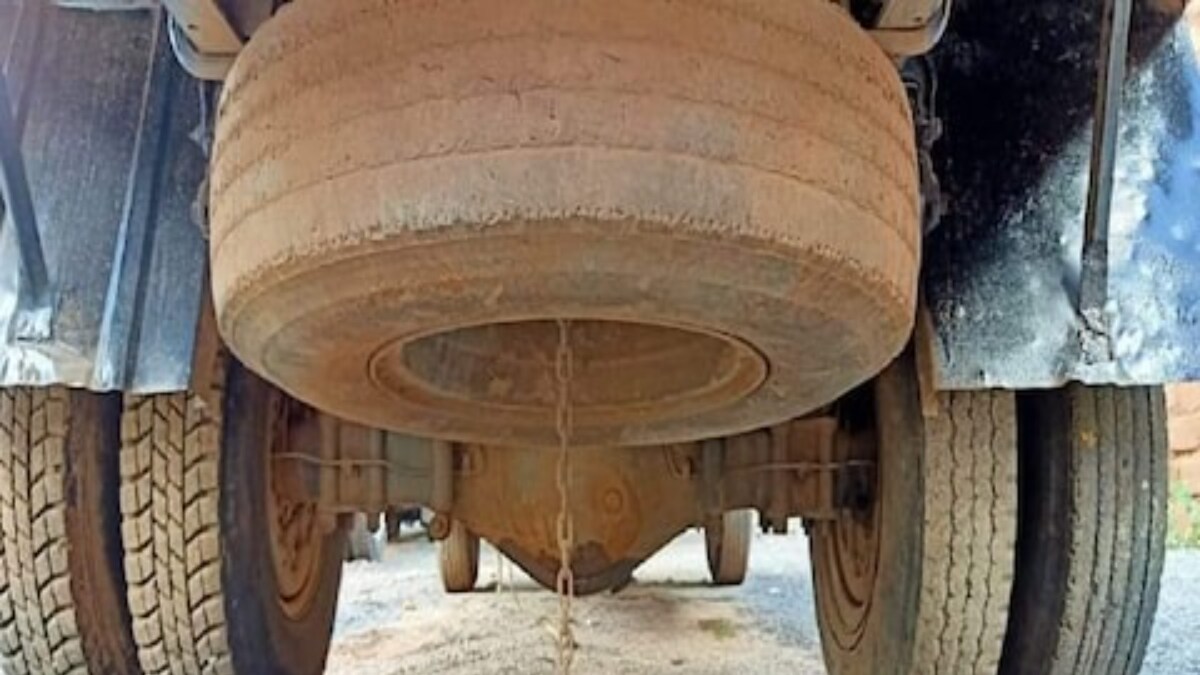 The Reason Trucks Have Chains Hanging At The Back News18
