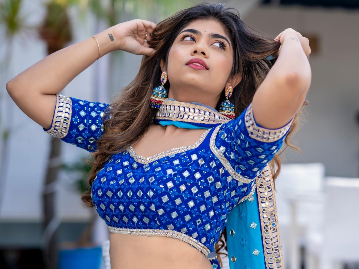 Open Sexy Jabardasth Full Video - Jabardasth Fame Rithu Chowdary Looks Ethereal In Blue Lehenga - News18