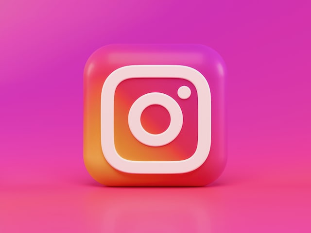 Facebook and Instagram offer cross-app login option