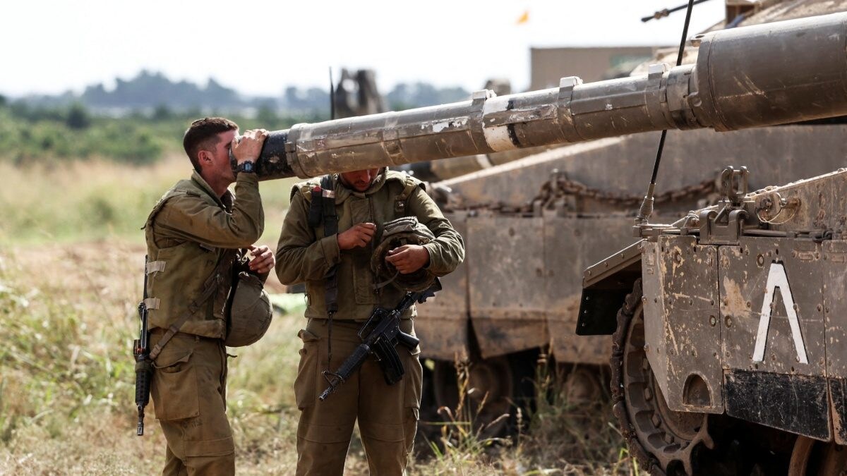 Dissent in Israel Delays Gaza Siege, IDF Air-Drops 'Offer' Leaflets on Palestinians for Hostage Info - Vimarsana News