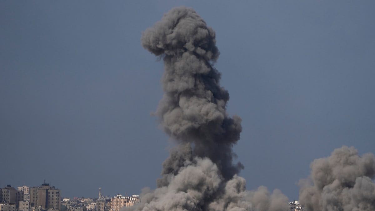 Israel-Hamas War LIVE: Internet Outages in Northern Gaza; Over 1,400 Israelis Killed, 200+ Taken Hostage - Vimarsana News