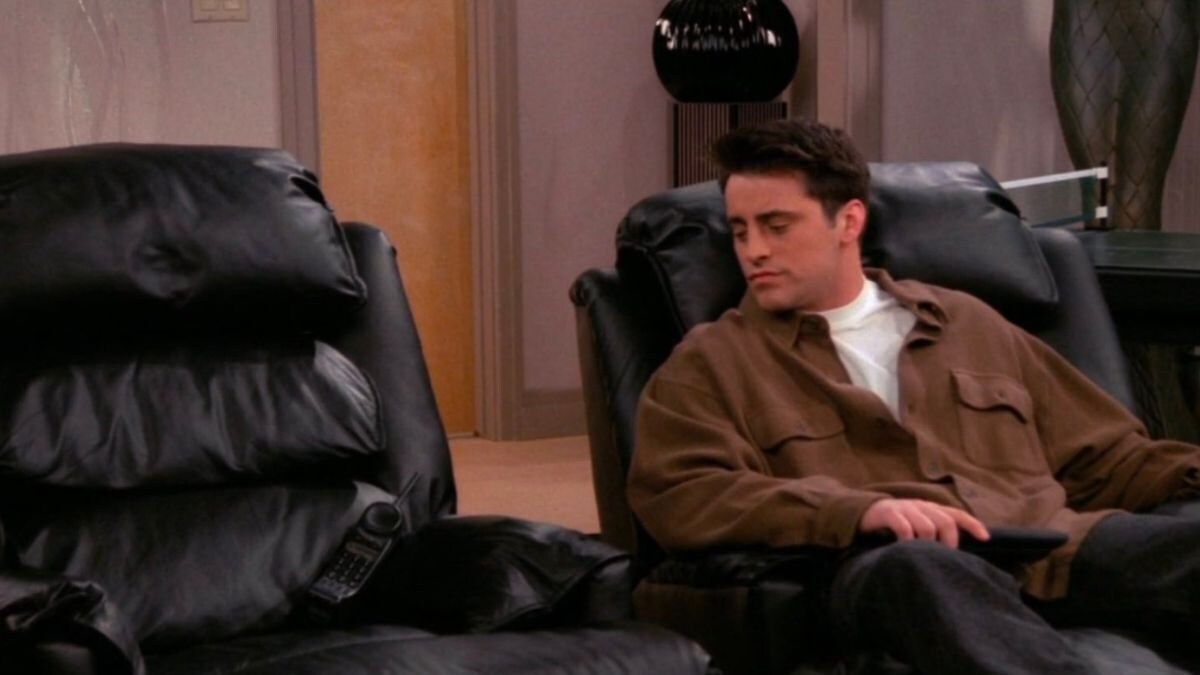 Joey Waiting For Chandler in Their Iconic Arm Chair is The Most
