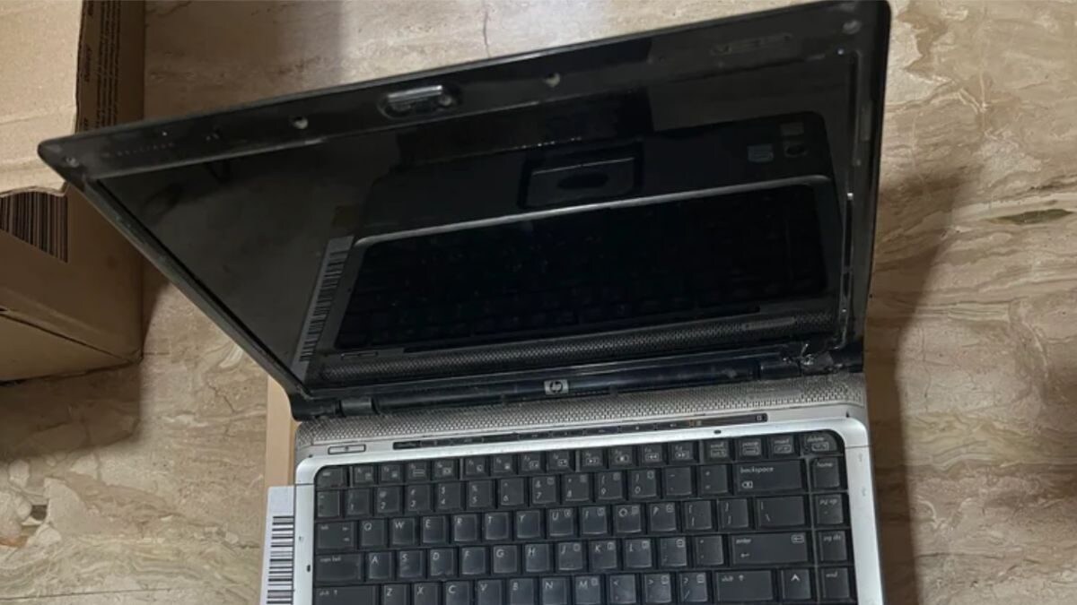 Man Orders MacBook From Amazon During Sale, Receives Broken HP Laptop Instead - Vimarsana News