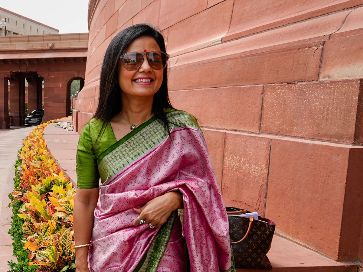 Mahua Moitra: Expensive Fashion Meets Cheap Scandal - The Jaipur