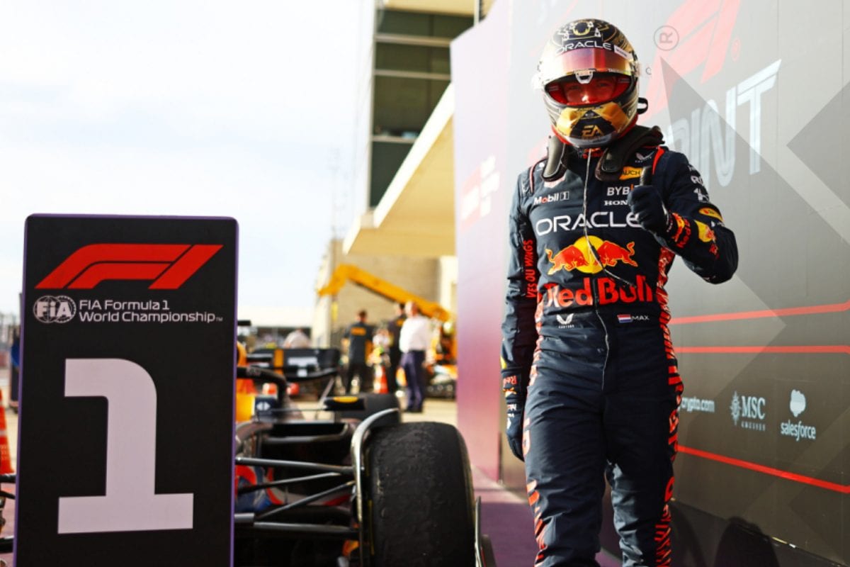 Oracle Red Bull Racing Driver Max Verstappen Wins Third Consecutive F1  Drivers' World Championship