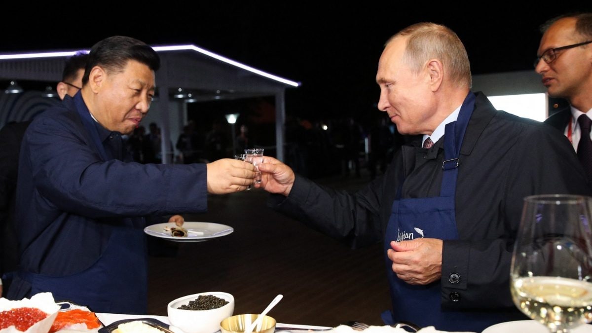 Russian President Vladimir Putin Lands in China to Meet Xi Jinping, Attend BRI Summit