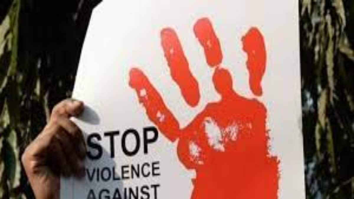 Noida: Quack Accused of Raping Minor Shot at by Police, Arrested – News18 Noida: Quack Accused of Raping Minor Shot at by Police, Arrested – News18