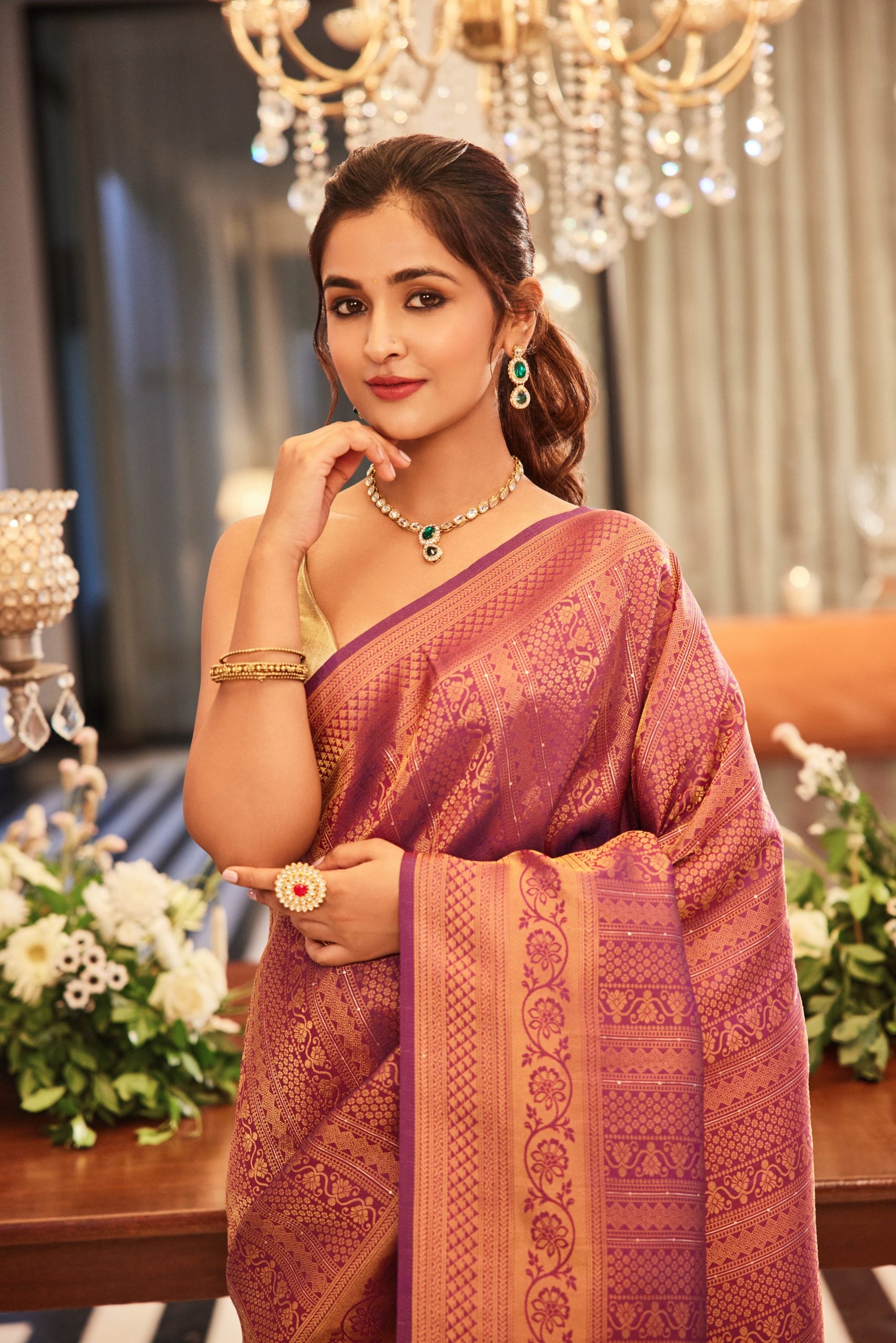 Buy Off White BANARASI ZARI SILK Saree With Beautiful Rich Pallu & Brocade  Blouse for Wedding,festive and Party Wear Sari Online in India - Etsy