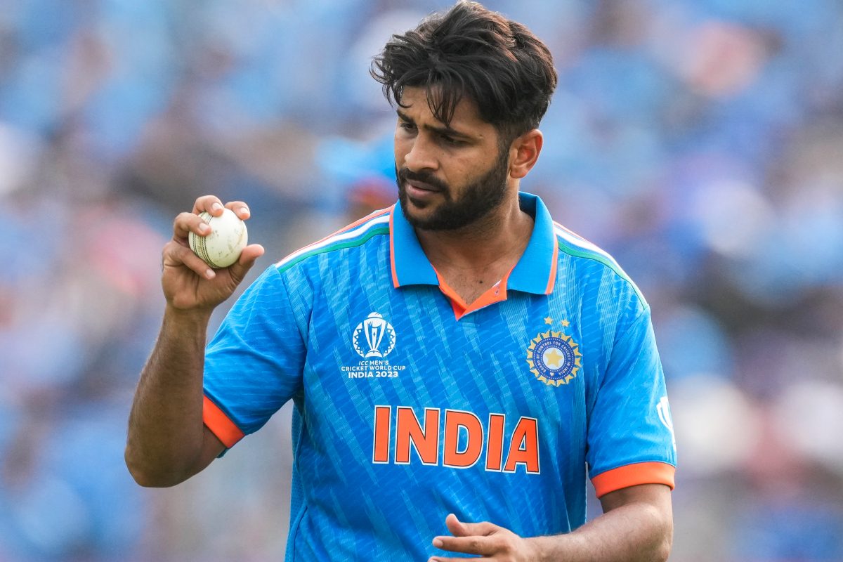 वर्ल्ड कप के बाद कभी भी टीम इंडिया के लिए खेलता नहीं दिखेगा ये तेज गेंदबाज, रोहित शर्मा का हैं खास याराना 3 Shardul Thakur