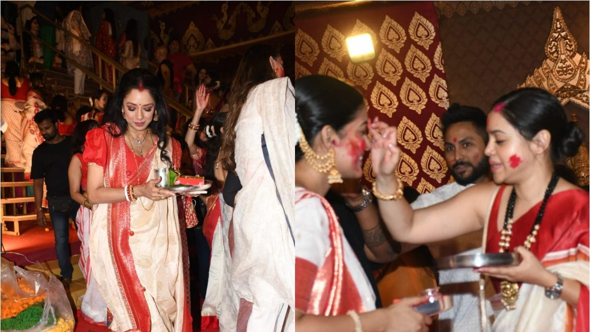 Rupali Ganguly, Sumona Chakravarti And Others Play Sindoor Khela On Last Day Of Durga Puja; See Photos – News18 Rupali Ganguly, Sumona Chakravarti And Others Play Sindoor Khela On Last Day Of Durga Puja; See Photos – News18