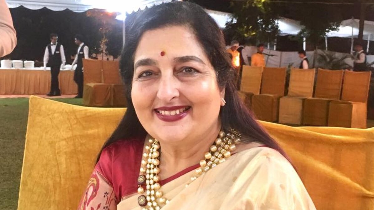 When Anuradha Paudwal's Mom Said 'Who Gets Padma Shri For Singing?' - Vimarsana News