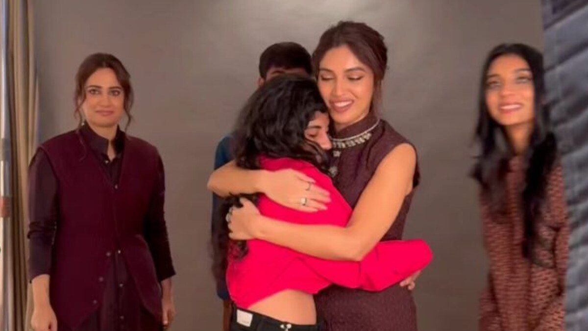 Watch: Bhumi Pednekar's Kind Gesture Towards Her Fan Wins Heart Online - Vimarsana News