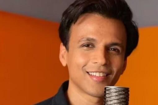 Happy Birthday Abhijeet Sawant: Have A Look At The Life Of The Singing