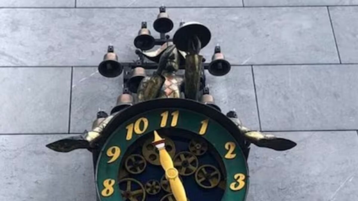 Why The Clock Never Strikes 12 In This Swiss City - Vimarsana News