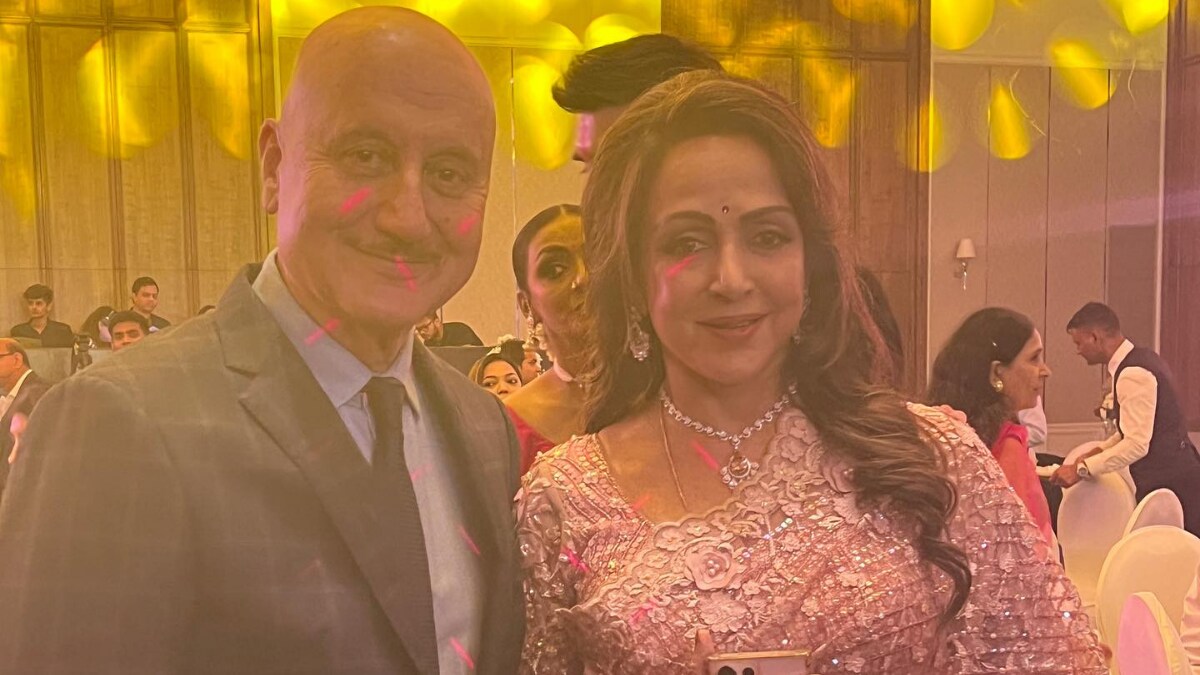 Anupam Kher's Birthday Wish For 'The Most Graceful Lady' Hema Malini - Vimarsana News