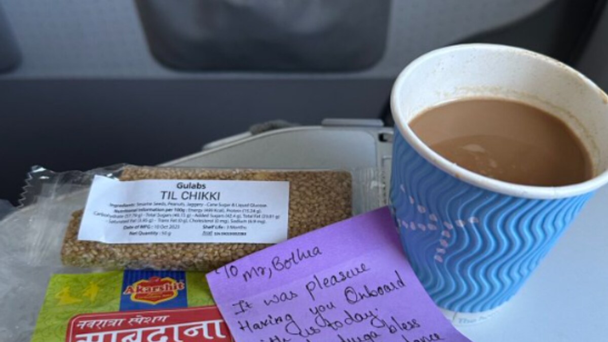 IPS Officer, Fasting For Navratri, Receives Touching Surprise On IndiGo Flight - Vimarsana News