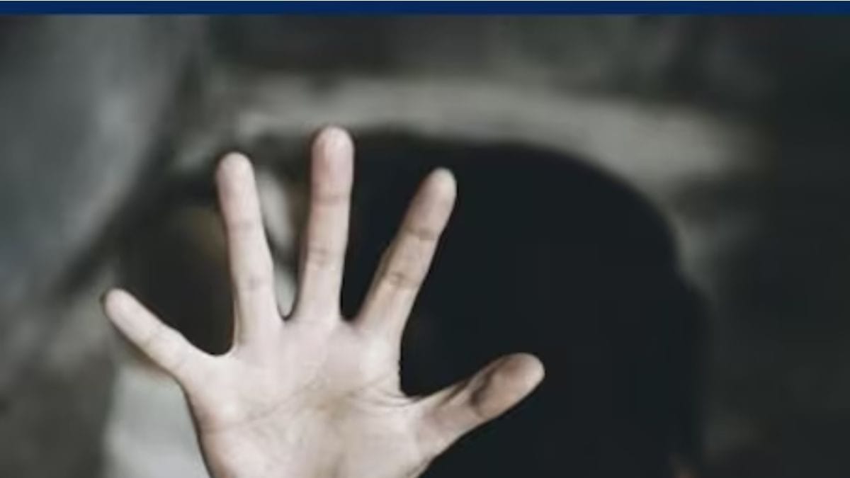 Lecturer Held for Sexually Assaulting, Blackmailing Student in Karnataka Lecturer Held for Sexually Assaulting, Blackmailing Student in Karnataka