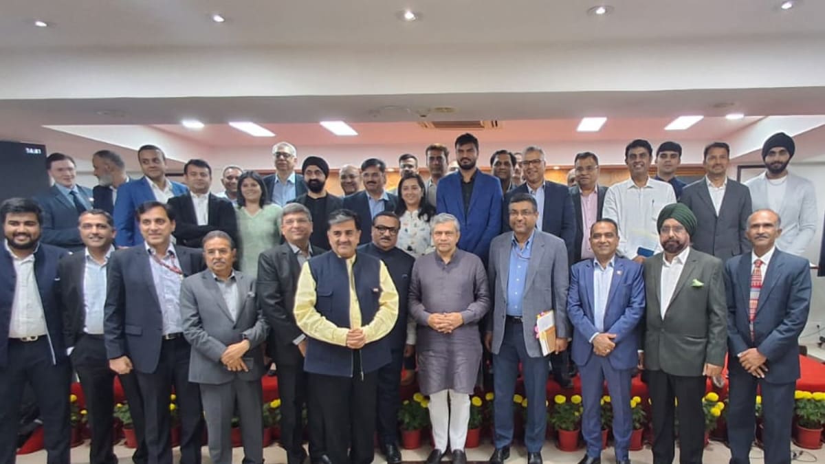 Dell, HP, Bhagwati, Foxconn Among 27 Companies Approved Under PLI 2.0: Union Minister Vaishnaw – News18 Dell, HP, Bhagwati, Foxconn Among 27 Companies Approved Under PLI 2.0: Union Minister Vaishnaw – News18