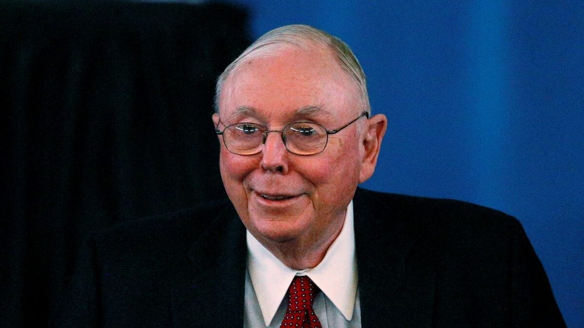 Charlie Munger, Warren Buffett's Longtime Business Partner, Dies at 99