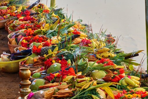 Chhath Puja 2023: This year, Nahay Khay rituals will be performed on November 17. (Image: Shutterstock)
