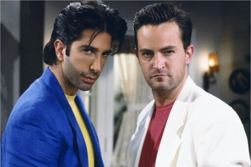 David Schwimmer shares favourite photo with Matthew Perry