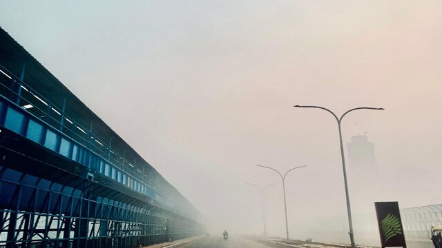 Air Pollution News: SC Pulls Up Delhi Govt Over Odd-Even; Schools Shut ...
