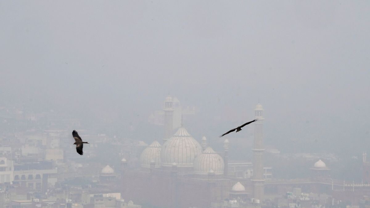 Western Disturbance Likely to Bring Respite from Toxic Air Quality in Delhi Ahead of Diwali - Vimarsana News