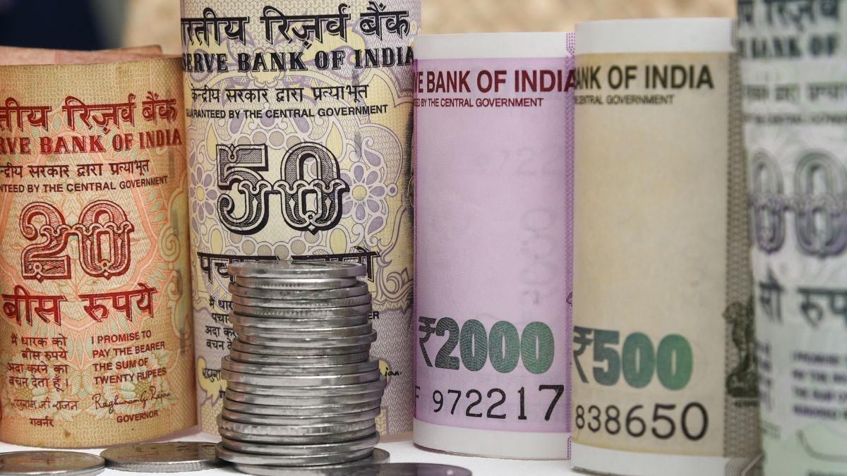 29th Tranche of Electoral Bonds Opens Today: Price, Eligibility, Dates; Everything You Need To Know – News18 29th Tranche of Electoral Bonds Opens Today: Price, Eligibility, Dates; Everything You Need To Know – News18