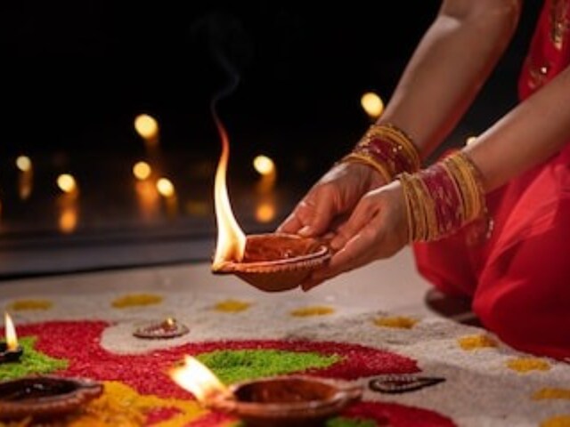 Is Stock Market Open On Diwali Balipratipada Check NSE BSE
