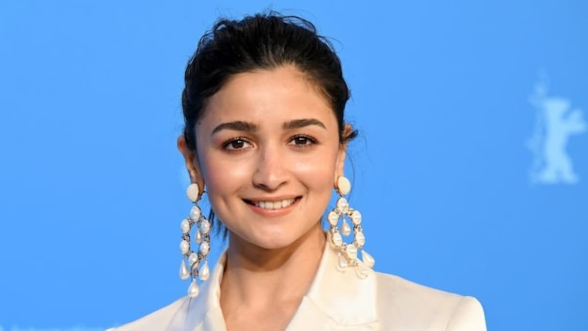 Alia Bhatt Shares Her 10Minute No Foundation MakeUp Routine For
