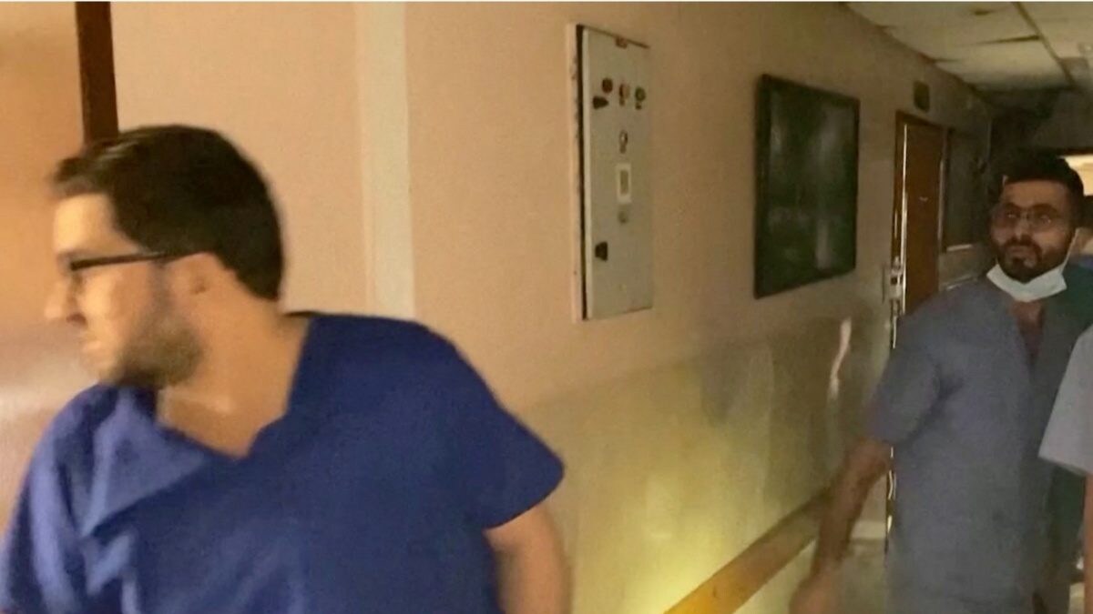 Palestinian Doctor Says Warning Came 30 Mins Before Raid, Israeli Army Yet to Find Hostages inside Al Shifa - Vimarsana News